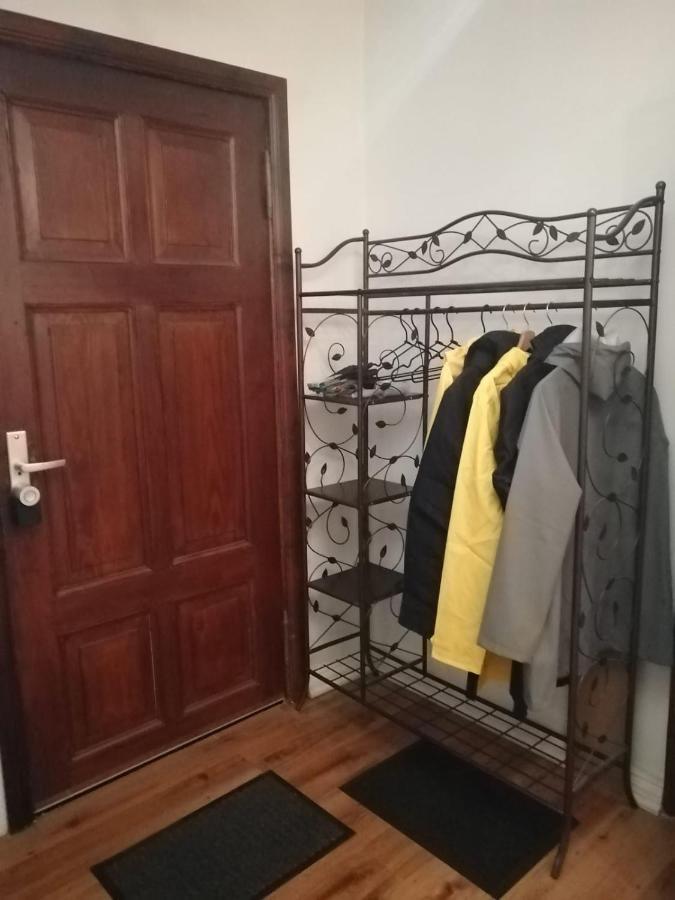 Kleine Galerie Apartment Fuer 3 Mit Kueche Kamin Netflix Parken Und Hofladen Steinhofel Εξωτερικό φωτογραφία