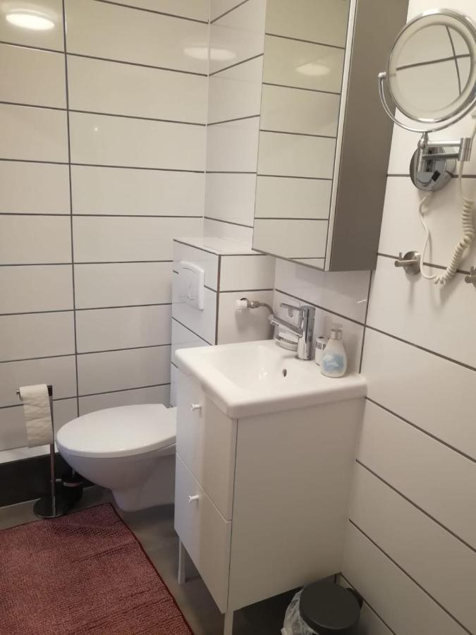 Kleine Galerie Apartment Fuer 3 Mit Kueche Kamin Netflix Parken Und Hofladen Steinhofel Εξωτερικό φωτογραφία