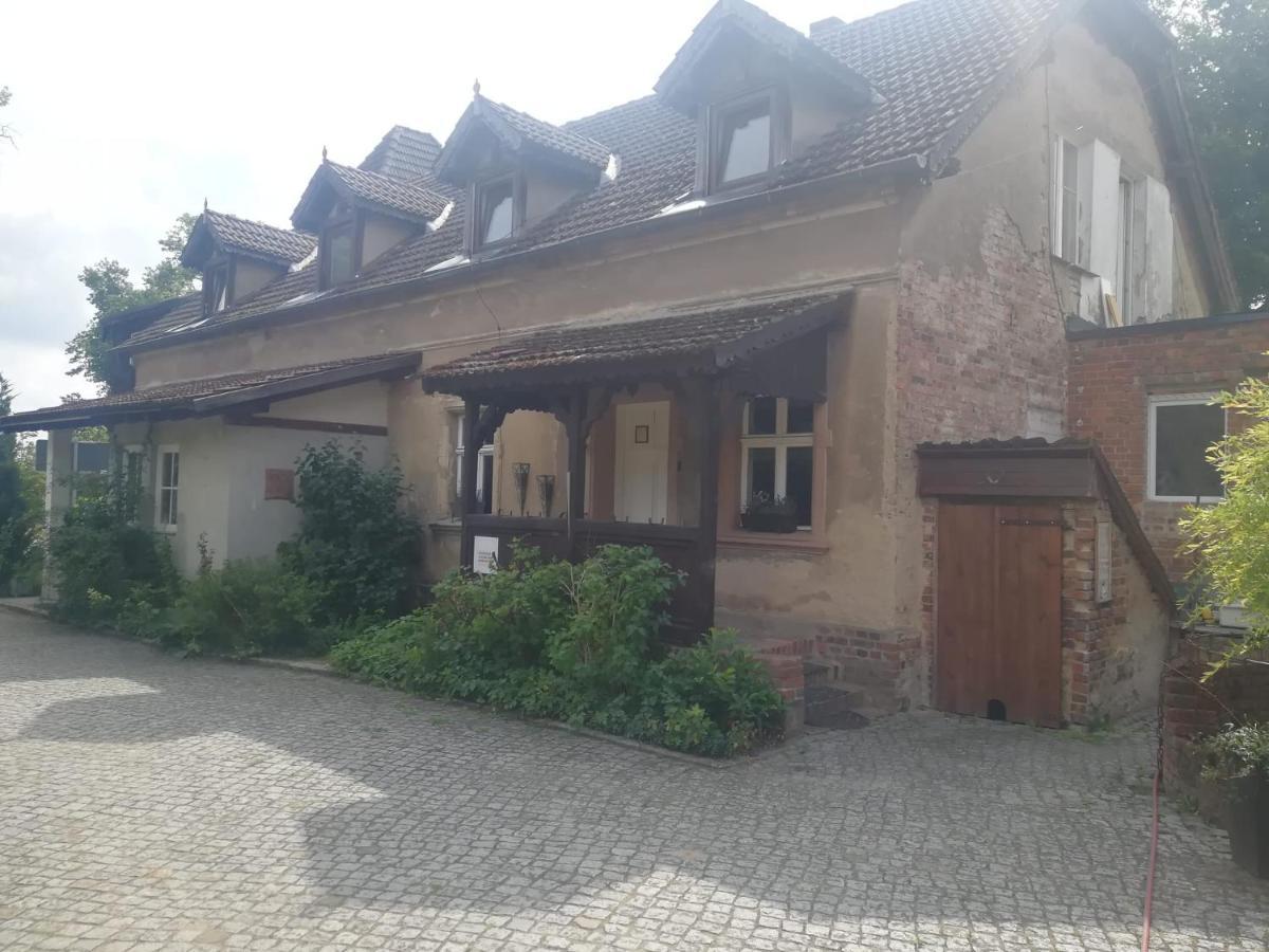Kleine Galerie Apartment Fuer 3 Mit Kueche Kamin Netflix Parken Und Hofladen Steinhofel Εξωτερικό φωτογραφία
