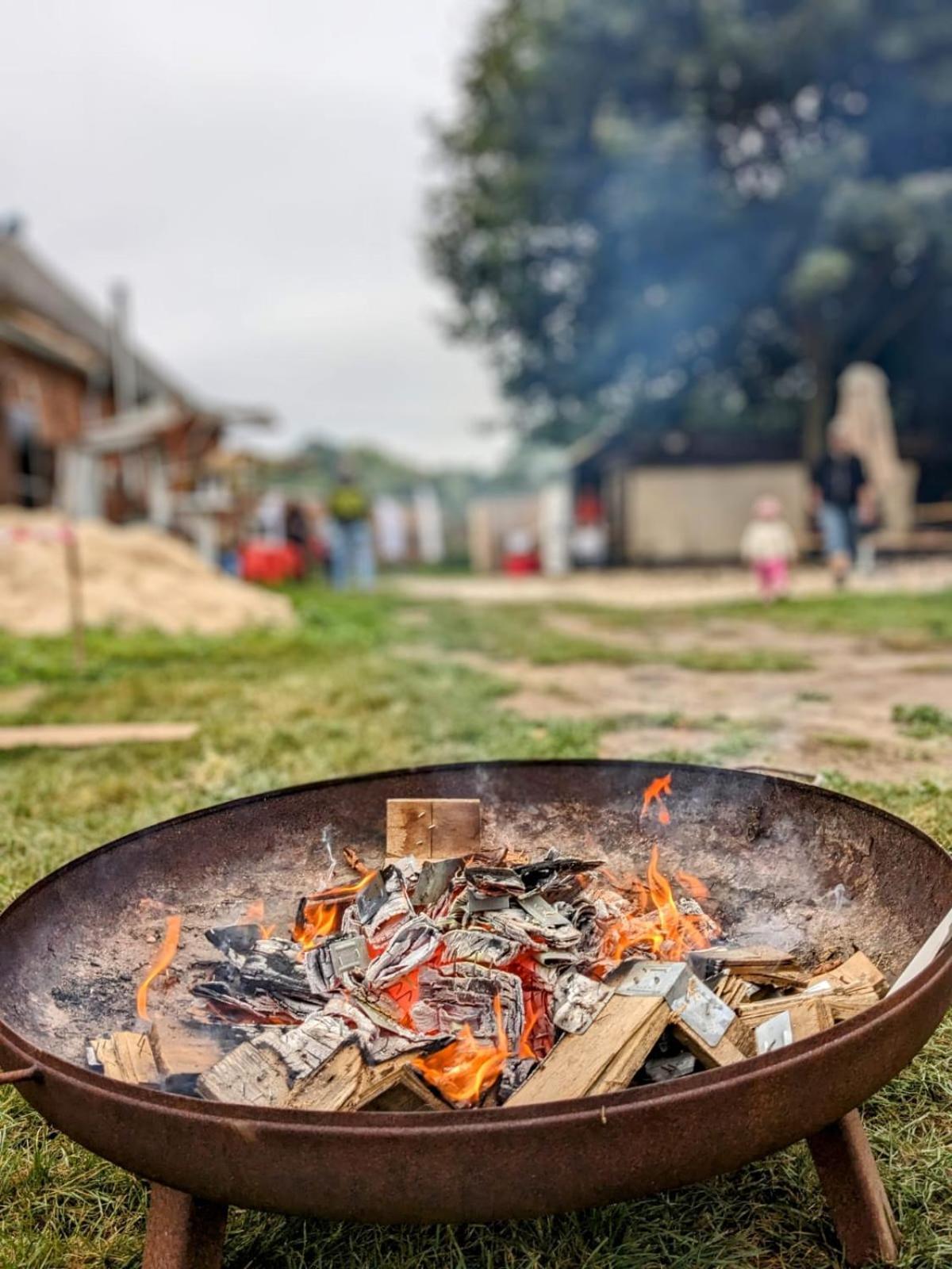 Kleine Galerie Apartment Fuer 3 Mit Kueche Kamin Netflix Parken Und Hofladen Steinhofel Εξωτερικό φωτογραφία